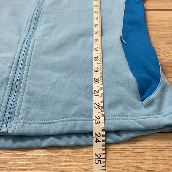 The North face women’s zip-up jacket. Size XL regular. W19, L24.5. 100%polyester - Picture 7 of 8